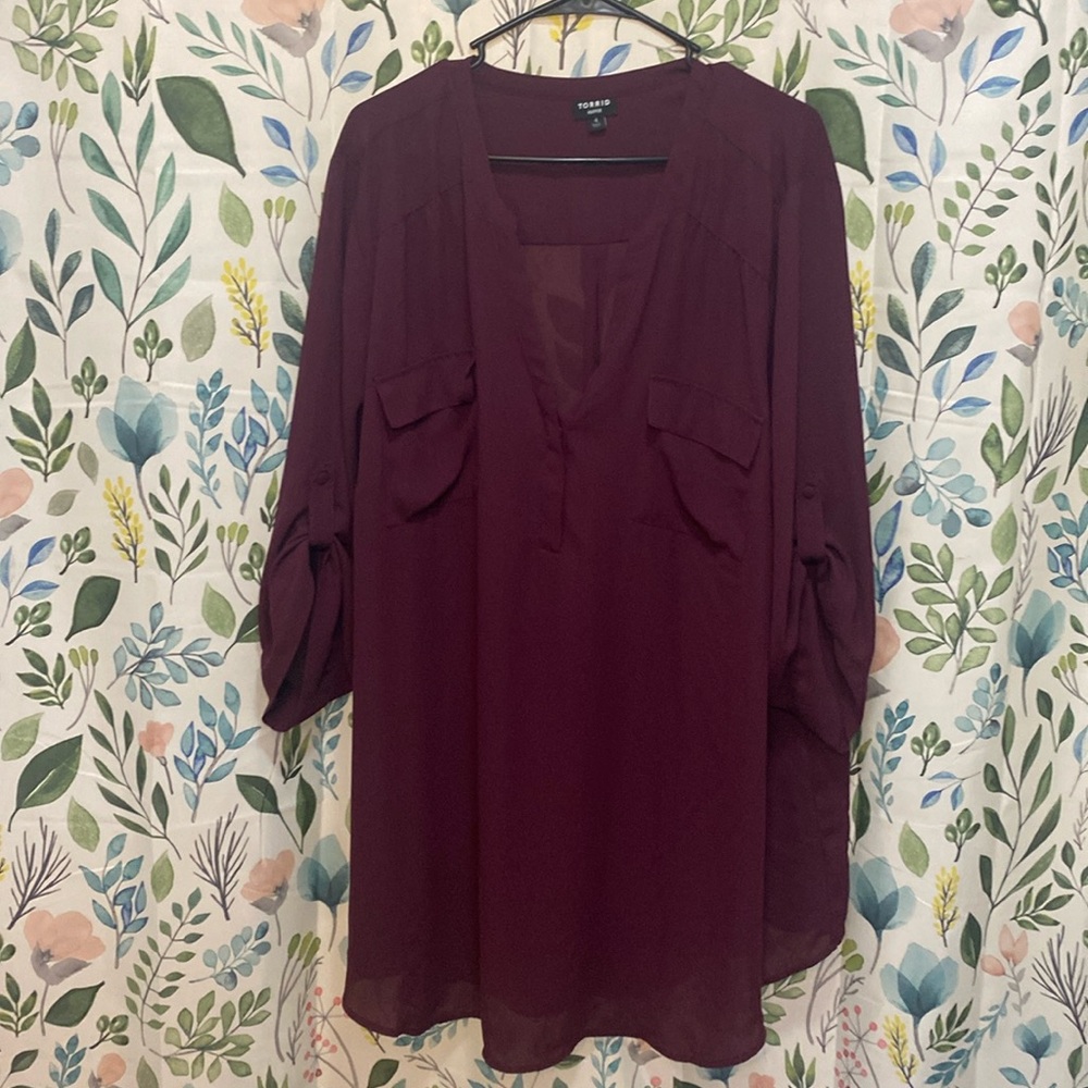 Torrid Size 4 “Harper” Blouse, Burgundy.